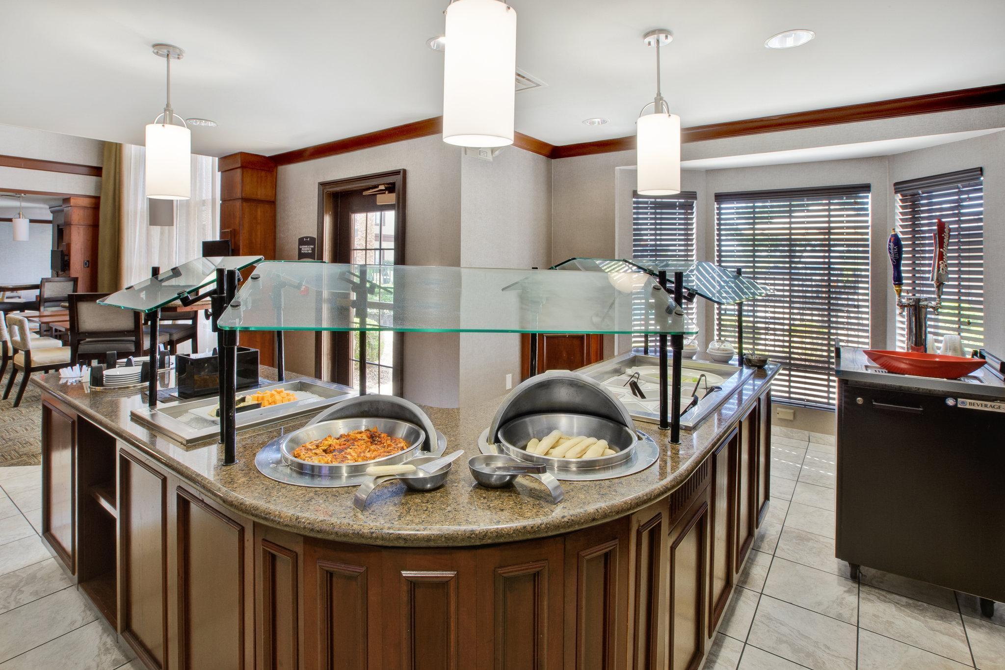 Staybridge - East By Ihg 3*