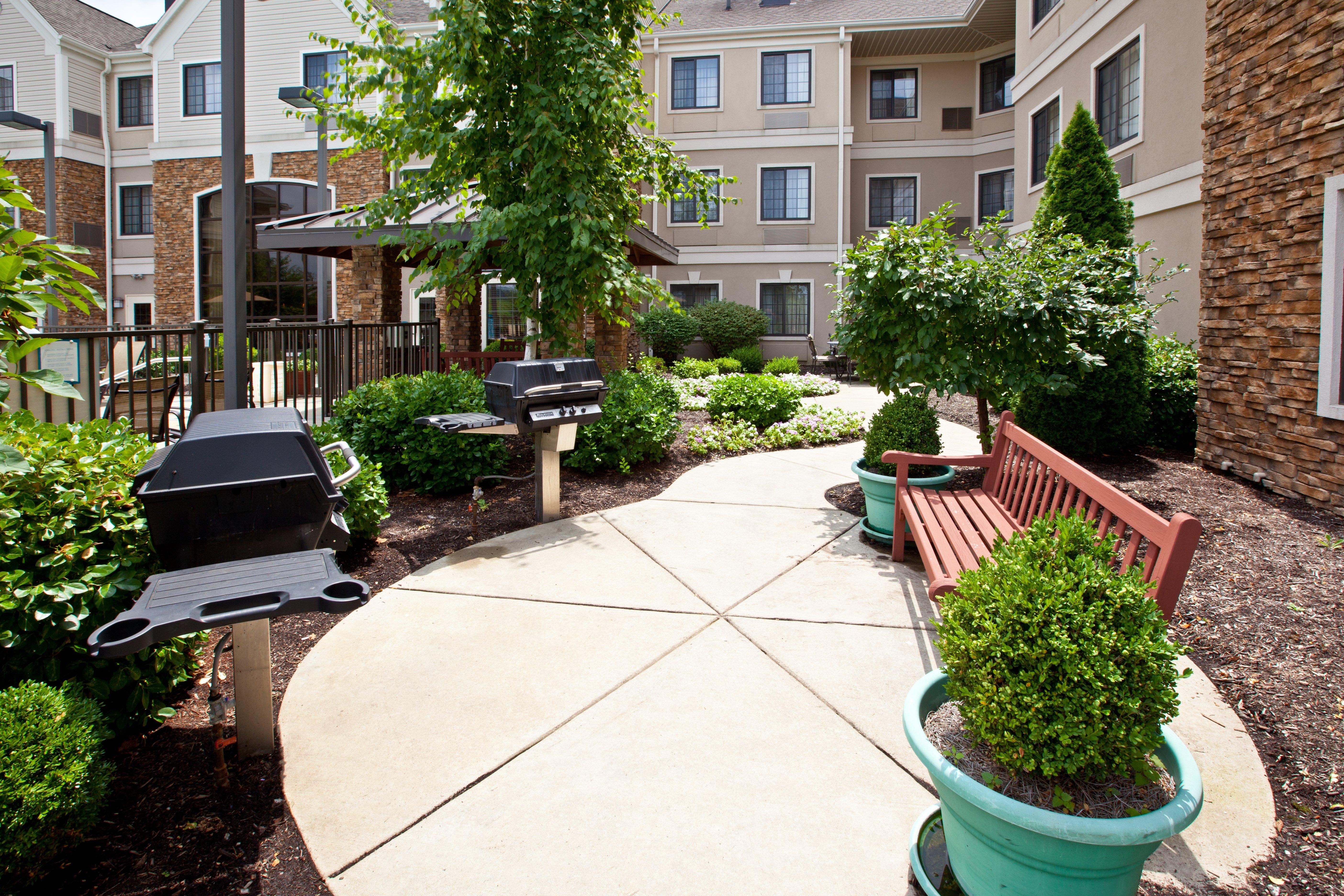 Staybridge - East By Ihg Hotel 3*